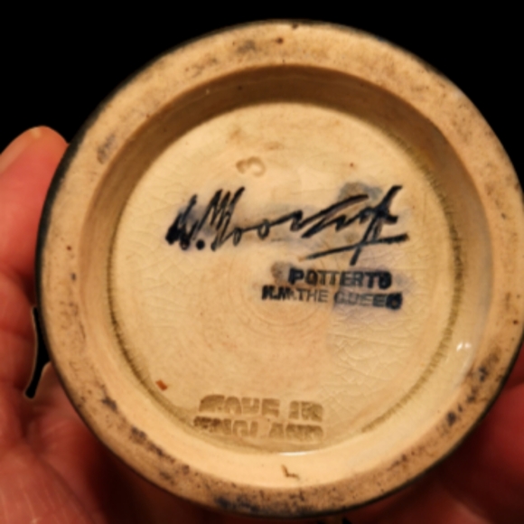 Antique W. Moorcroft Vase - Picture 2 of 5